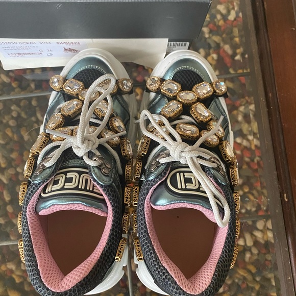 COPY - 100% Autentic Gucci FlashTrek gym shoes - Picture 3 of 7
